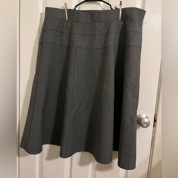 Roz & Ali Skirt - Picture 2 of 2